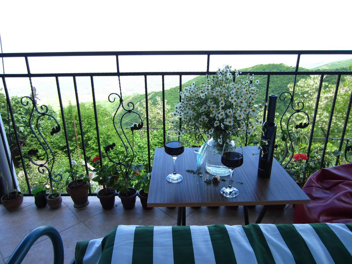 Zurabashvili Guest House Sighnaghi Exterior foto